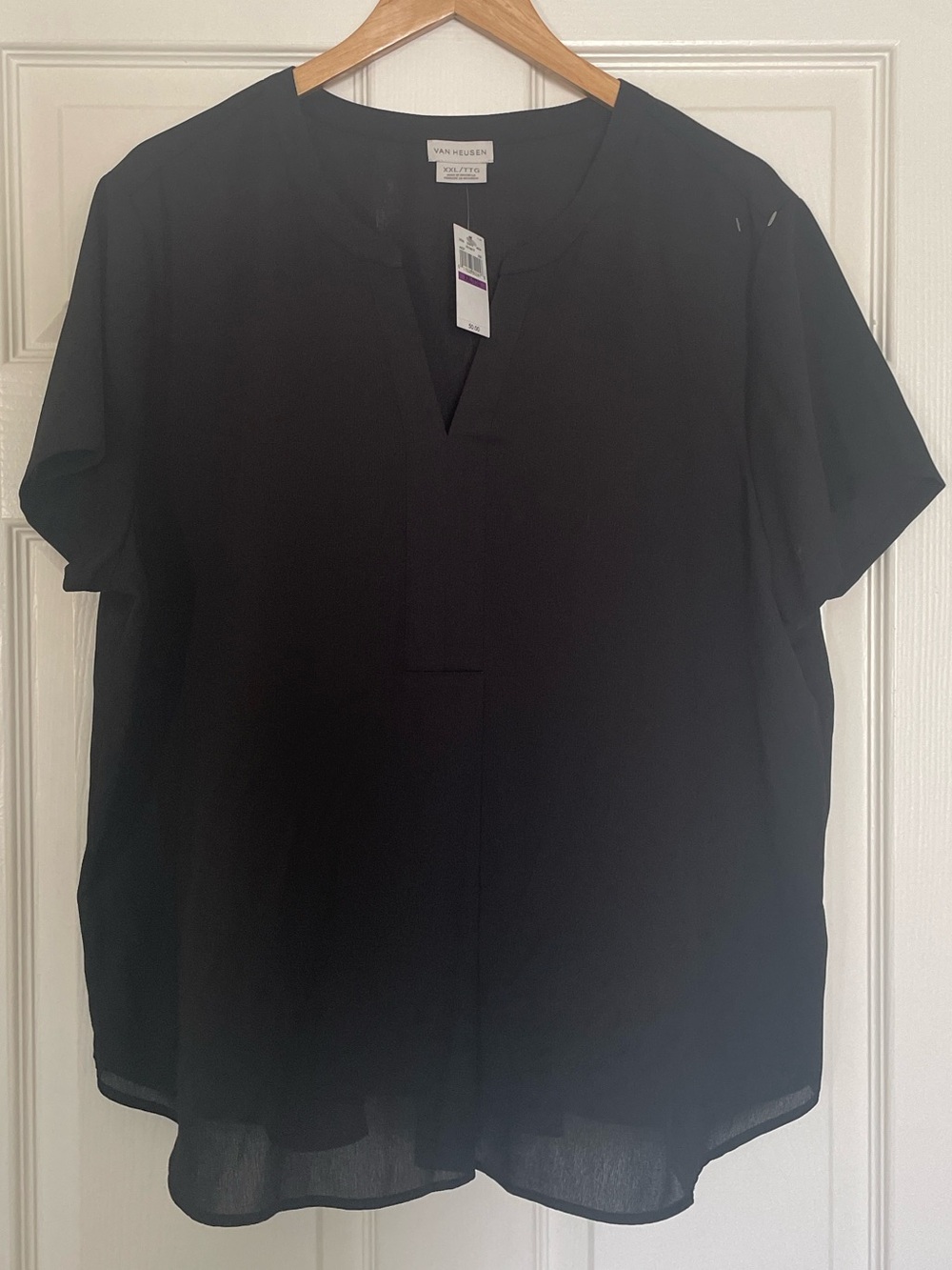 🖤 Van Heusen Black Short-Sleeve Split-Neck Tunic Shirt 🖤